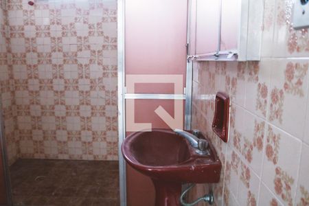 Banheiro da Suíte de casa para alugar com 3 quartos, 270m² em Horto Florestal, São Paulo