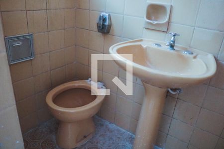 Casa para alugar com 270m², 3 quartos e 2 vagasBanheiro de serviço