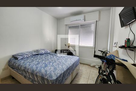 Quarto 1 de apartamento para alugar com 2 quartos, 62m² em Boqueirão, Santos