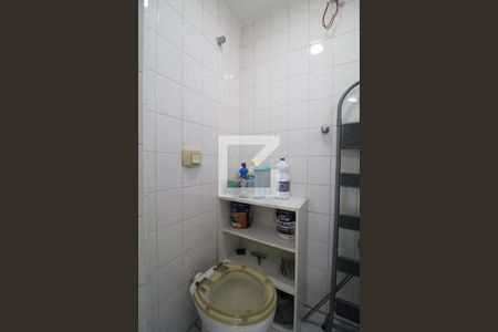 Apartamento para alugar com 80m², 2 quartos e 2 vagasBanheiro de serviço
