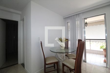 Sala de apartamento para alugar com 2 quartos, 80m² em Anil, Rio de Janeiro