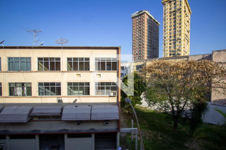 Vista da Sala de apartamento à venda com 2 quartos, 60m² em Fonseca, Niterói