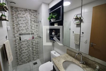 Apartamento à venda com 125m², 4 quartos e 2 vagas Apartamento à venda com 125m², 4 quartos e 2 vagasBanheiro Social