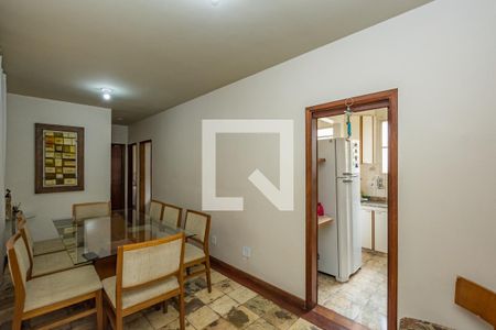 Sala de apartamento à venda com 3 quartos, 70m² em Estoril, Belo Horizonte