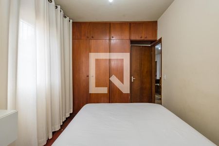 Quarto 1 de apartamento à venda com 3 quartos, 70m² em Estoril, Belo Horizonte