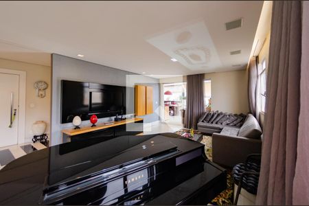 Apartamento à venda com 320m², 5 quartos e 1 vagaSala