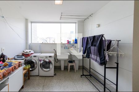 Apartamento à venda com 320m², 5 quartos e 1 vagaÁrea de serviço
