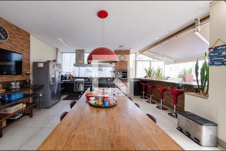 Apartamento à venda com 320m², 5 quartos e 1 vagaÁrea gourmet