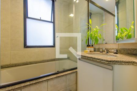 Apartamento para alugar com 80m², 3 quartos e 1 vagaBanheiro da suíte