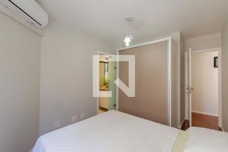 Suíte de apartamento para alugar com 3 quartos, 80m² em Centro, Florianópolis