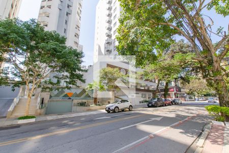 Apartamento para alugar com 80m², 3 quartos e 1 vagaVista da rua