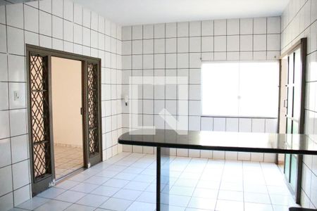 Casa para alugar com 300m², 6 quartos e 6 vagasCozinha