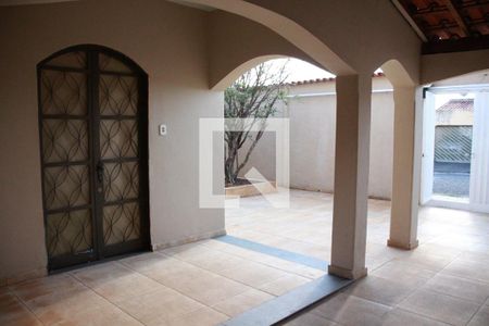 Casa para alugar com 300m², 6 quartos e 6 vagasVaranda