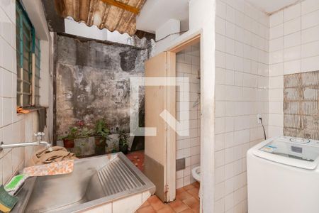 Casa para alugar com 220m², 2 quartos e 2 vagas