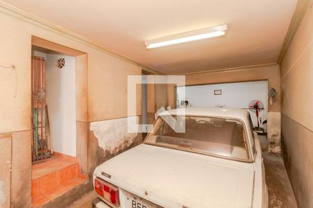 Casa para alugar com 220m², 2 quartos e 2 vagas