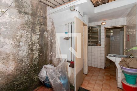 Casa para alugar com 220m², 2 quartos e 2 vagas