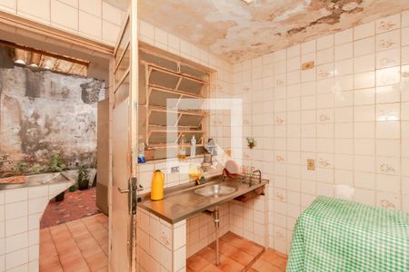 Casa para alugar com 220m², 2 quartos e 2 vagas