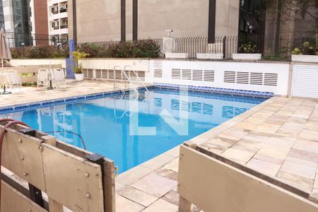 Apartamento à venda com 143m², 3 quartos e 2 vagasÁrea comum - Piscina