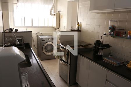 Apartamento à venda com 143m², 3 quartos e 2 vagasCozinha