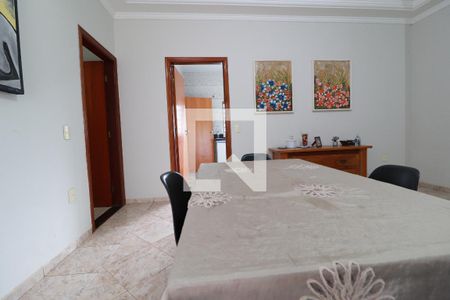 Casa para alugar com 200m², 4 quartos e 4 vagasSala de Jantar