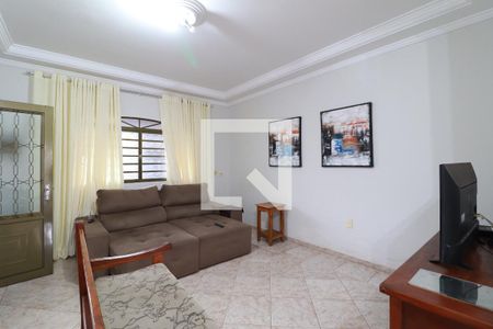 Sala de casa para alugar com 4 quartos, 200m² em Cidade Jardim, Uberlândia
