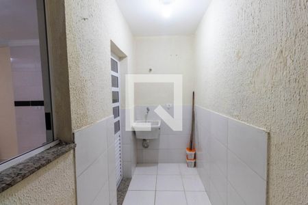 Casa de condomínio à venda com 50m², 2 quartos e 1 vagaLavanderia