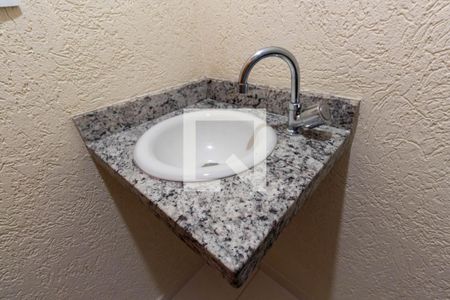 Casa de condomínio à venda com 50m², 2 quartos e 1 vagaLavabo