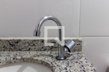 Casa de condomínio à venda com 50m², 2 quartos e 1 vagaBanheiro - torneira