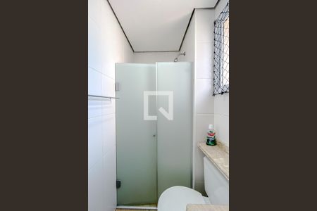 Apartamento à venda com 73m², 2 quartos e 2 vagasBanheiro da Suíte