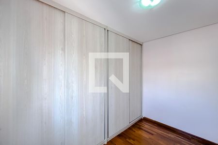 Apartamento à venda com 73m², 2 quartos e 2 vagasQuarto 2