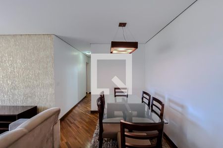 Sala de apartamento para alugar com 2 quartos, 73m² em Vila Bertioga, São Paulo