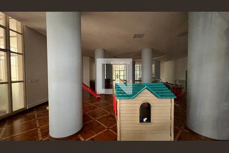 Apartamento à venda com 170m², 3 quartos e 2 vagas Apartamento à venda com 170m², 3 quartos e 2 vagasBrinquedoteca