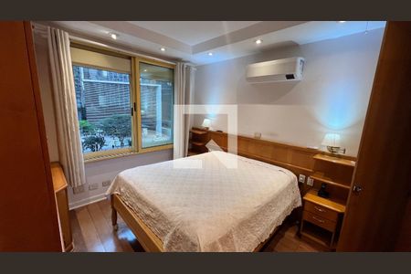 Apartamento à venda com 170m², 3 quartos e 2 vagas Apartamento à venda com 170m², 3 quartos e 2 vagasSuite