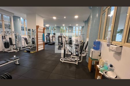 Apartamento à venda com 170m², 3 quartos e 2 vagas Apartamento à venda com 170m², 3 quartos e 2 vagasAcademia