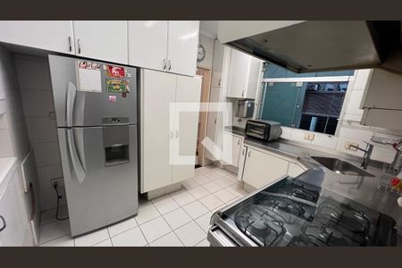 Apartamento à venda com 170m², 3 quartos e 2 vagas Apartamento à venda com 170m², 3 quartos e 2 vagasCozinha