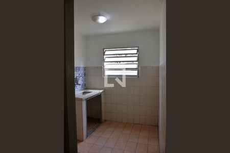 Cozinha de casa de condomínio para alugar com 1 quarto, 40m² em Jardim Monte Kemel, São Paulo