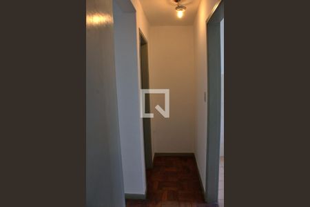 Corredor  de casa de condomínio para alugar com 1 quarto, 40m² em Jardim Monte Kemel, São Paulo