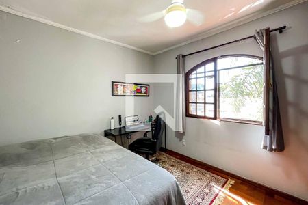 Casa à venda com 260m², 3 quartos e 5 vagasQuarto 3