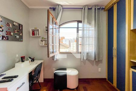 Casa à venda com 260m², 3 quartos e 5 vagasQuarto 2