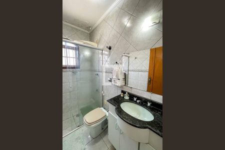 Casa à venda com 260m², 3 quartos e 5 vagasBanheiro