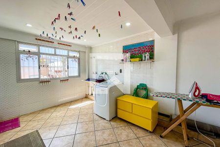 Casa à venda com 260m², 3 quartos e 5 vagasÁrea de Serviço