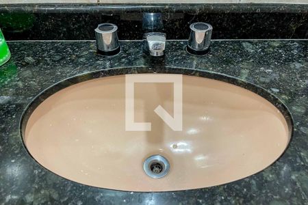 Casa à venda com 260m², 3 quartos e 5 vagasBanheiro