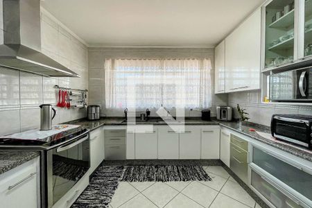 Casa à venda com 260m², 3 quartos e 5 vagasCozinha