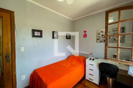 Casa à venda com 260m², 3 quartos e 5 vagasQuarto 2