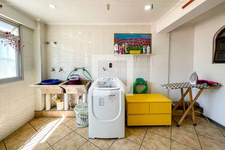 Casa à venda com 260m², 3 quartos e 5 vagasÁrea de Serviço