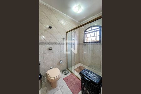 Casa à venda com 260m², 3 quartos e 5 vagasBanheiro