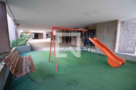 Apartamento para alugar com 115m², 2 quartos e 1 vaga Apartamento para alugar com 115m², 2 quartos e 1 vagaPlayground