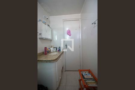 Apartamento para alugar com 115m², 2 quartos e 1 vaga Apartamento para alugar com 115m², 2 quartos e 1 vagaBanheiro