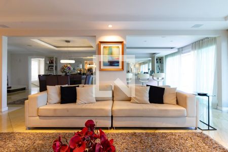 Sala 1 de casa à venda com 5 quartos, 480m² em Jardim Guanabara, Rio de Janeiro