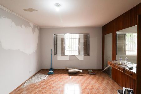 Casa para alugar com 220m², 4 quartos e 4 vagasSuíte